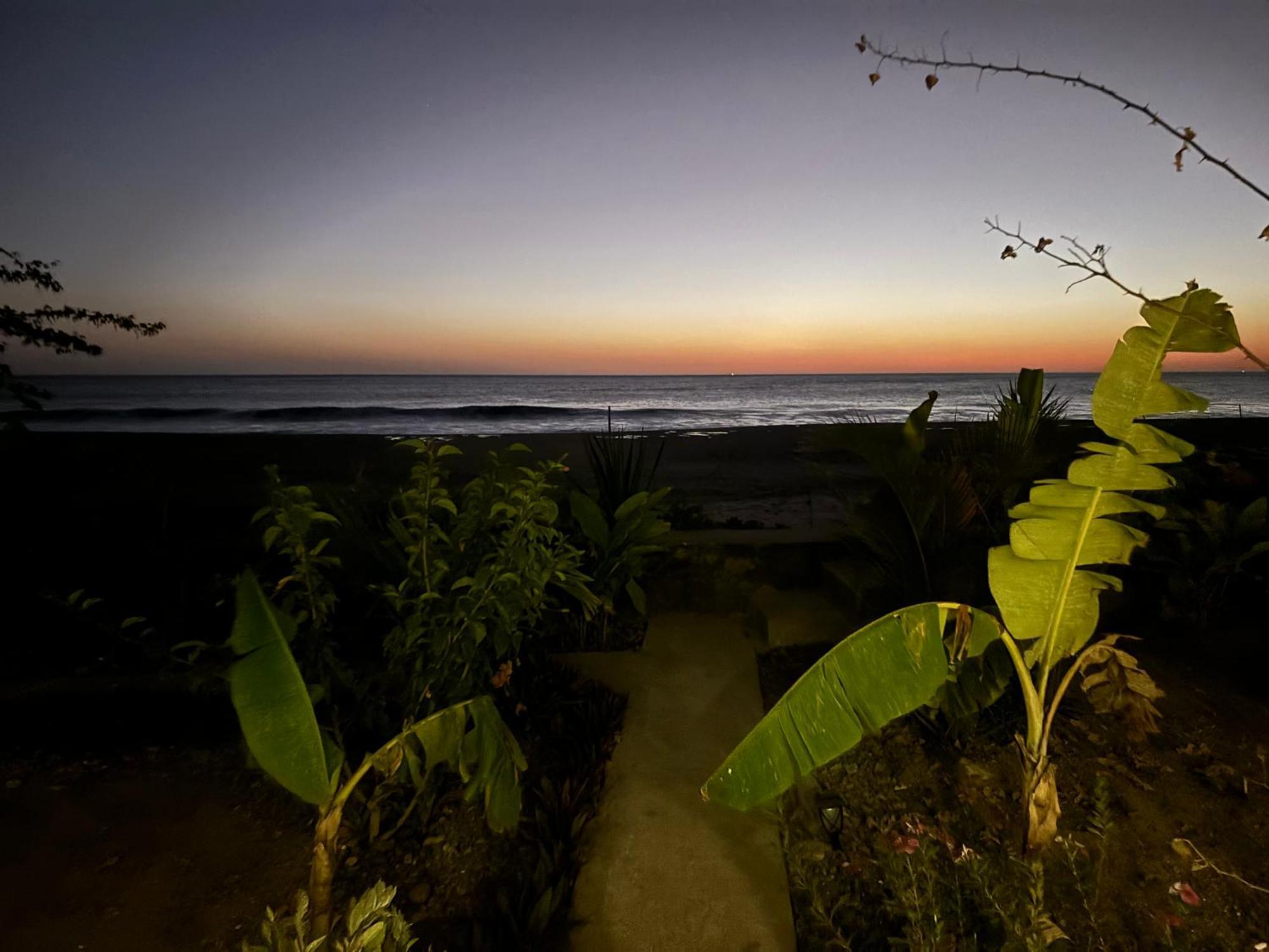 Stella Mar Oceanfront Hotel Popoyo Extérieur photo