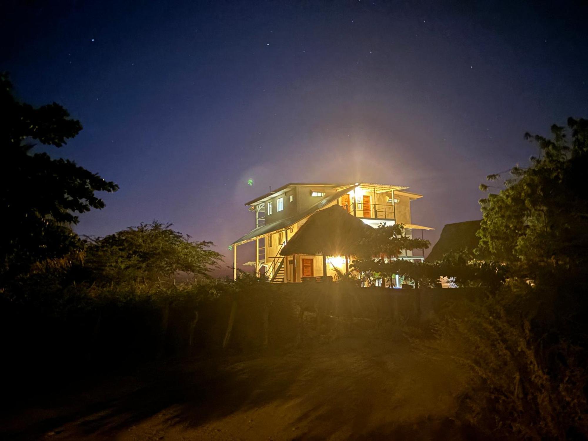 Stella Mar Oceanfront Hotel Popoyo Extérieur photo