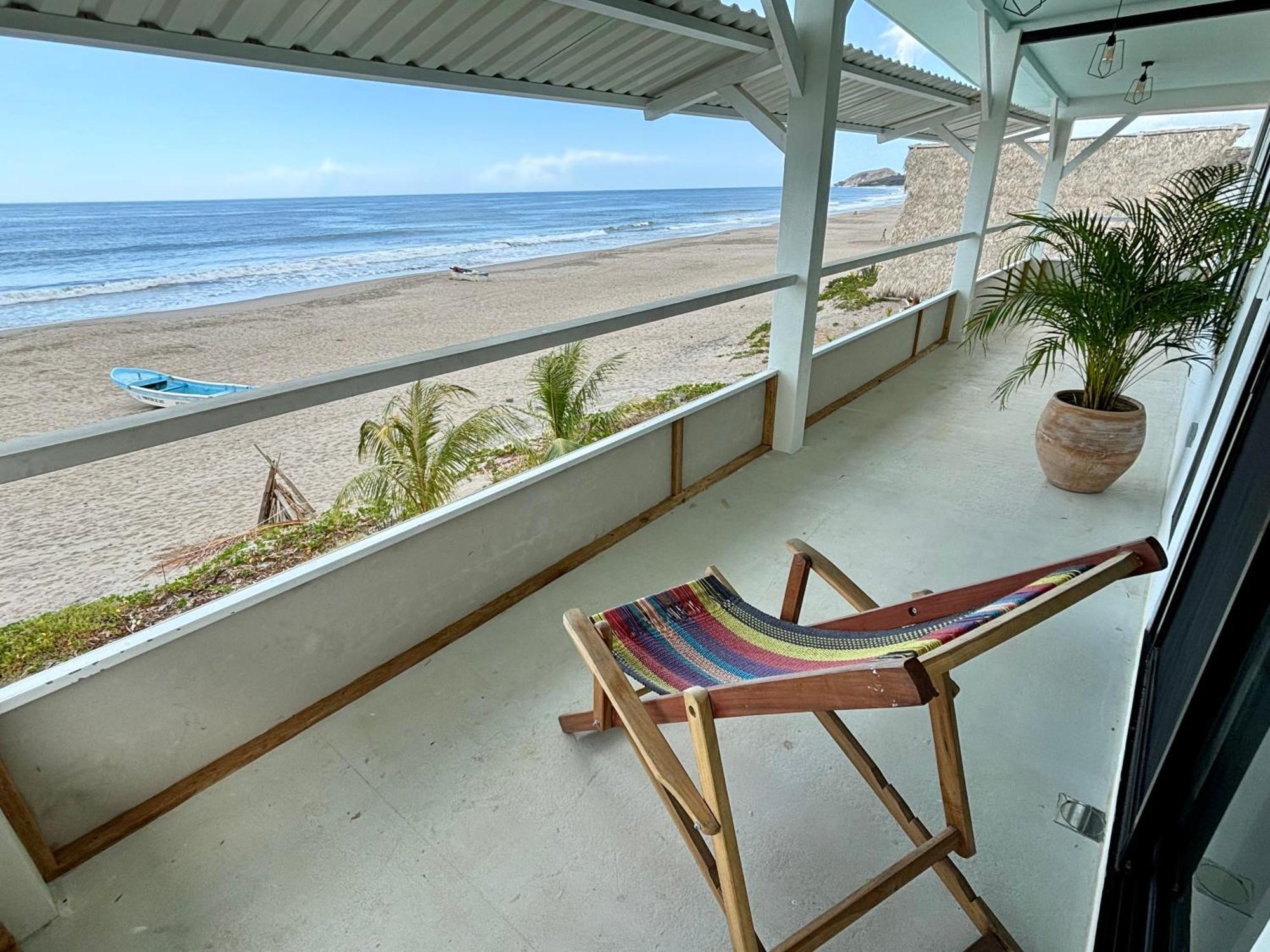 Stella Mar Oceanfront Hotel Popoyo Chambre photo